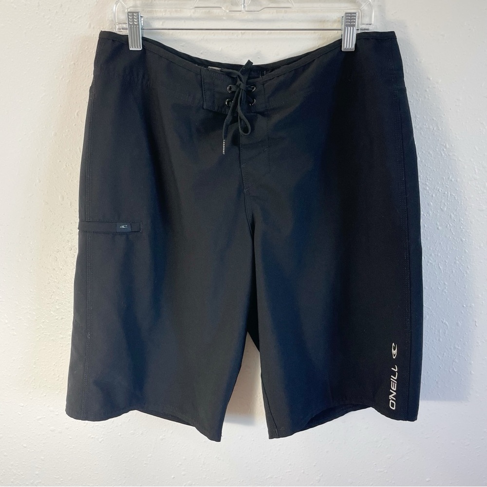 O’Neill board shorts black size 34‎